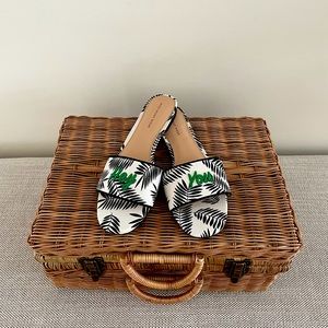 HEY YOU! Sandal Slides